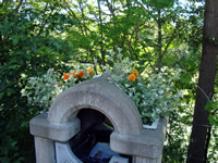 Even the trash bins are pretty!