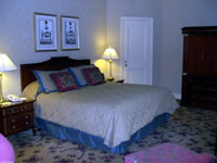 A cozy nest at the Waldorf!