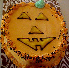 Mvc-280s_cake.jpg (17151 bytes)