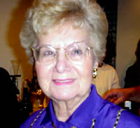 cindy_pat_0599-013f.jpg (8935 bytes)