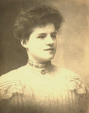 old010.jpg (10879 bytes)