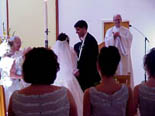 wedding_001_010f.jpg (7494 bytes)