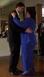 wedding_002_016f.jpg (7962 bytes)