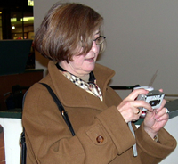 Phyllis gets ready to shootl